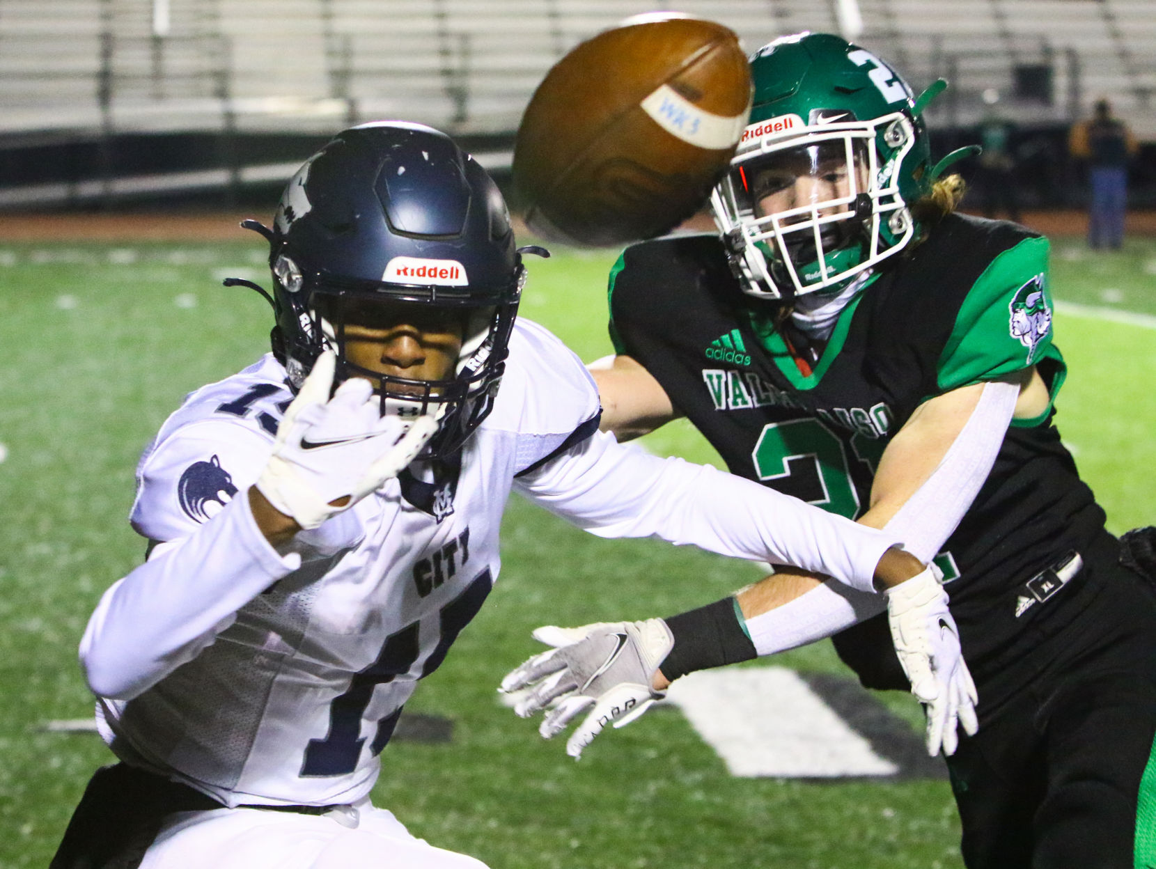 5A football sectional semifinal: Michigan City vs. Valparaiso
